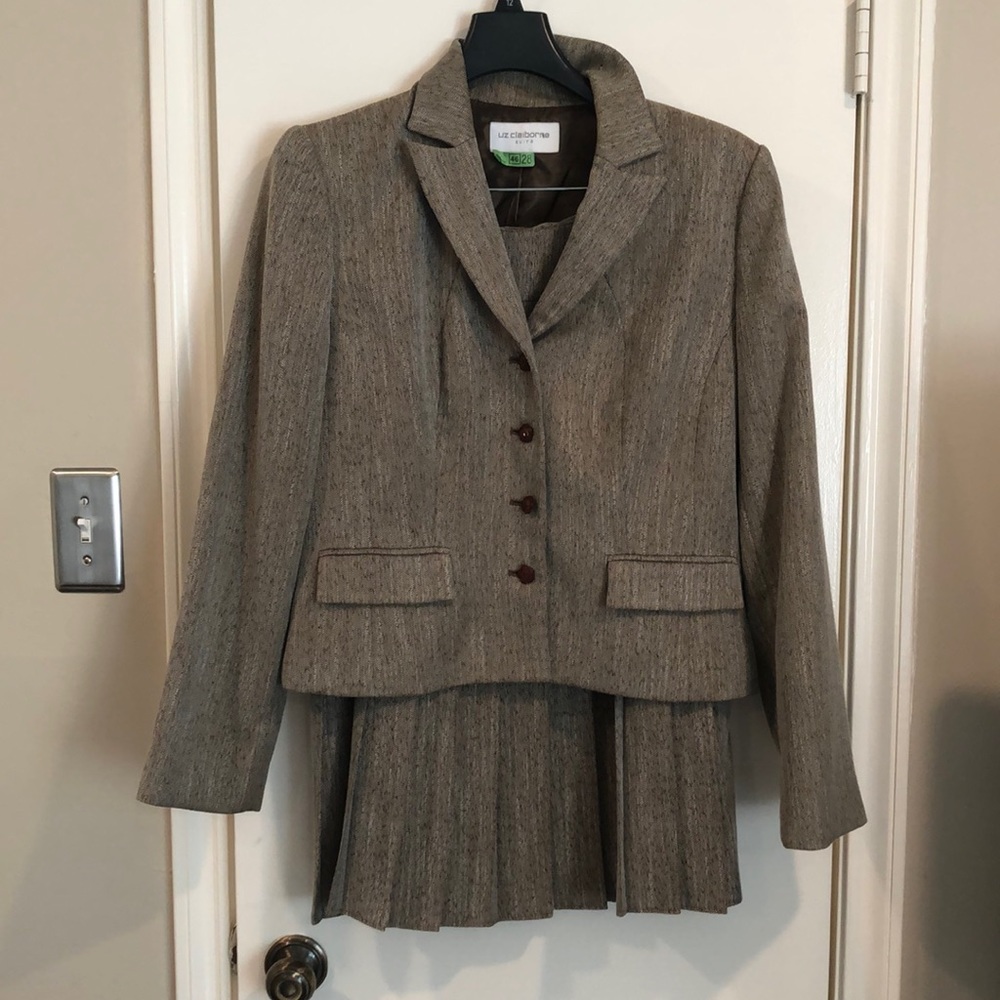 Liz Claiborne brown pleated skirt suit size 12.